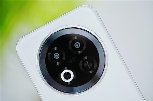 賭馬：行業首款南德三防認証手機！魅族Note 16 Pro流雲白圖賞